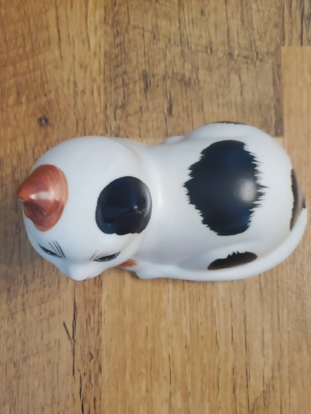 Royal Orleans Calico Cat Vintage 80s Porcelain Sculpture - Collectible